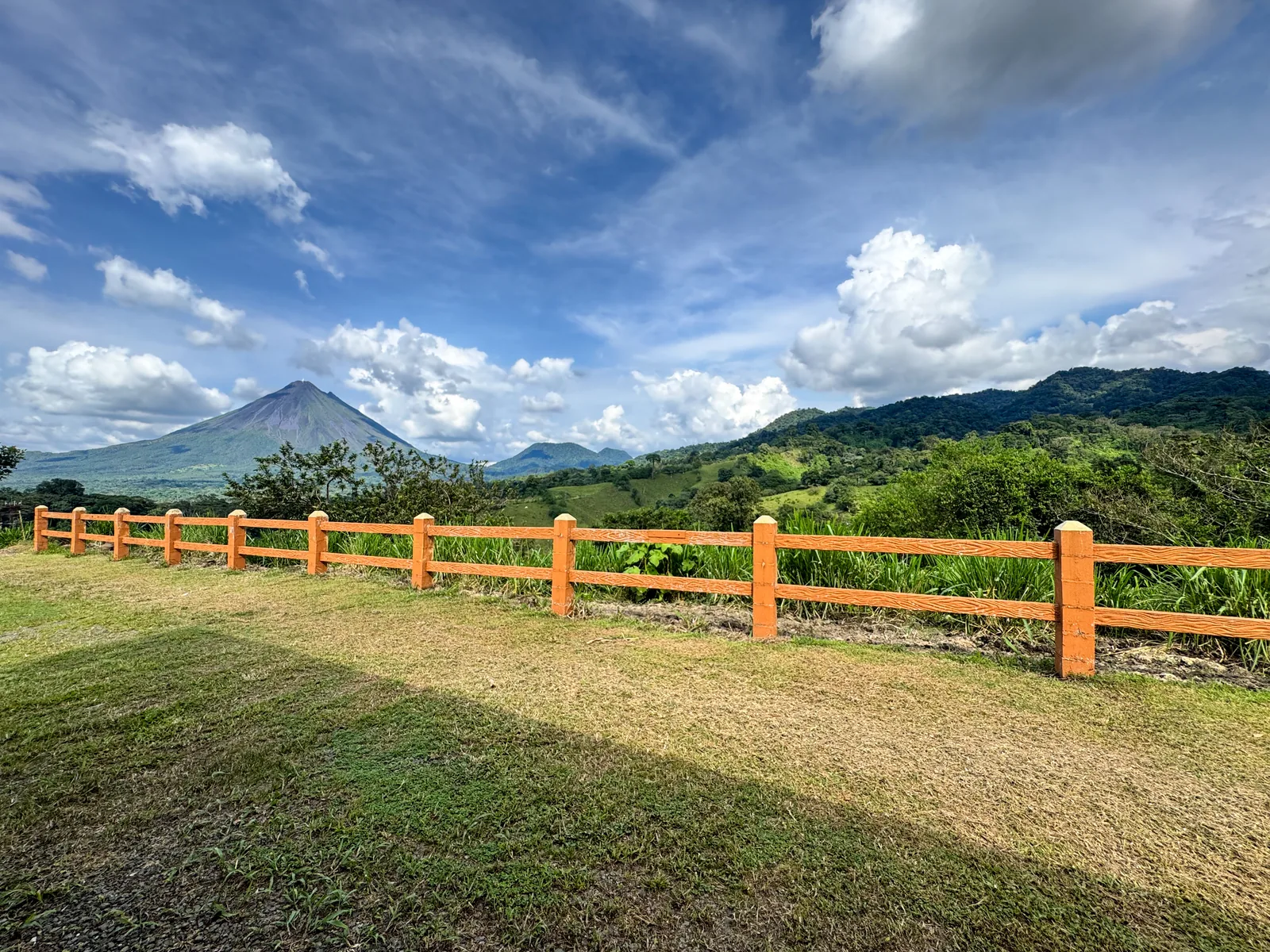 Habitación Estándar - Vista Volcán Arenal